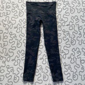 Spanx Camo Seamless Leggings